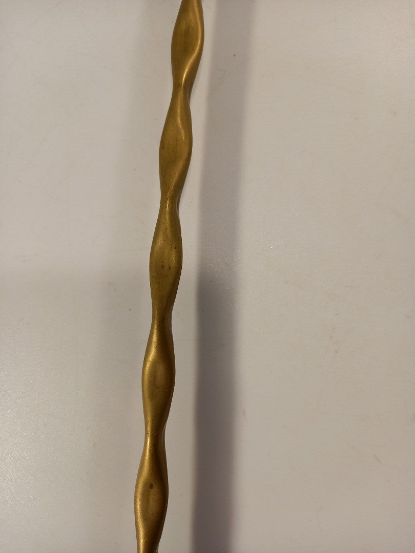 brass toasting fork figure to top 3 prongs