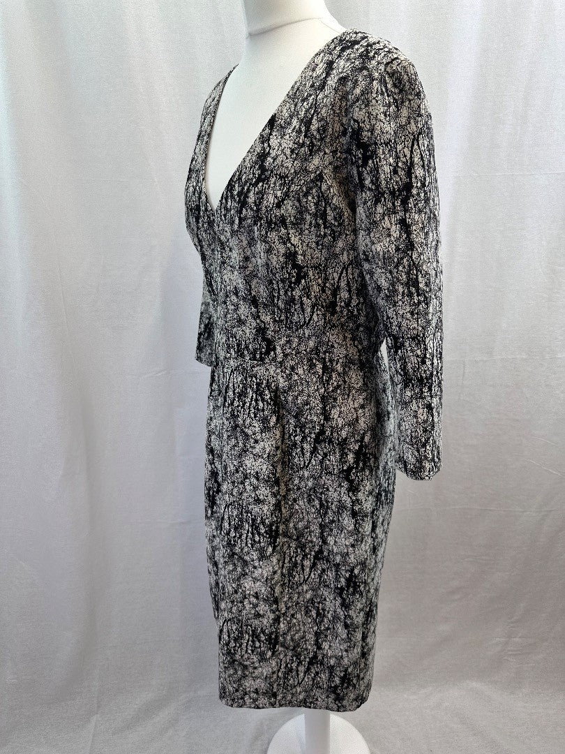 French Connection Black & White Dress Size 14 Excellent Condition