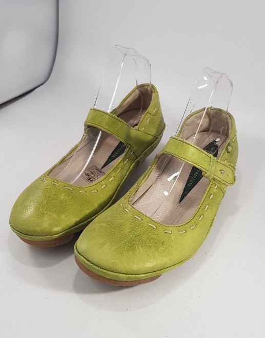 El Naturalista Lime Green Leather Mary Jane Shoe Strap Size 6.5/7 VGC