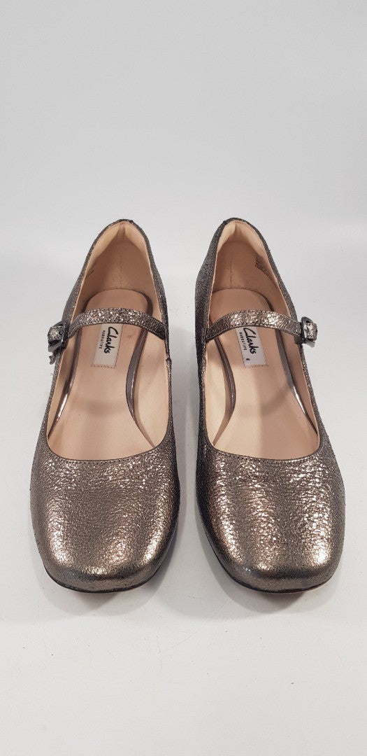 Clarks Narrative Bronze Mary Jane Style Court Shoe Size 5D Excellent Condition