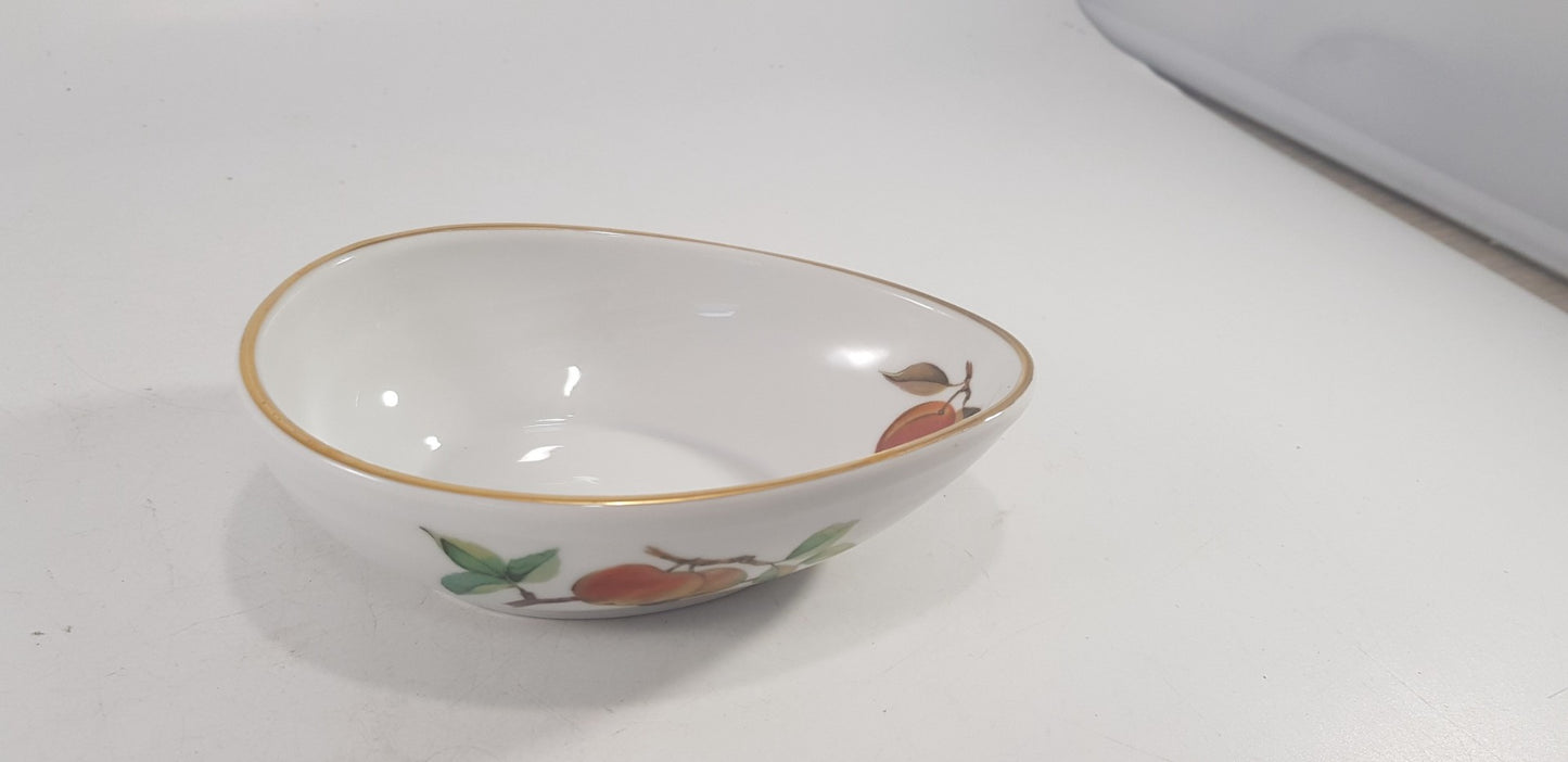 Royal Worcester Evesham Gold Fruit Avocado Dish Bowl Excellent Condition