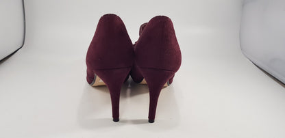 M&Co Wine Burgundy Shoe Boots Zip Closure Heels Size 7 Brand New