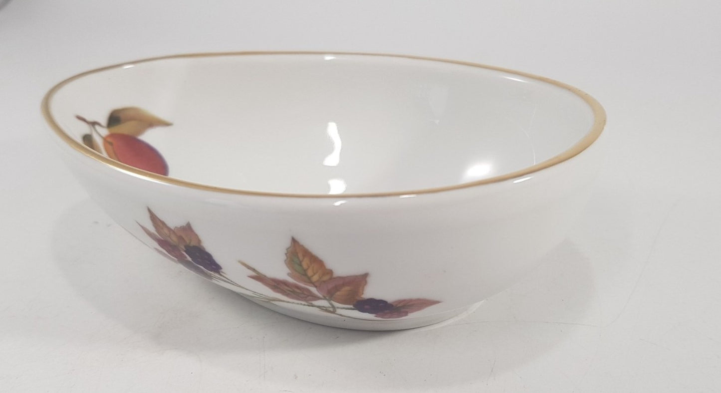 Royal Worcester Evesham Gold Fruit Avocado Dish Bowl Excellent Condition