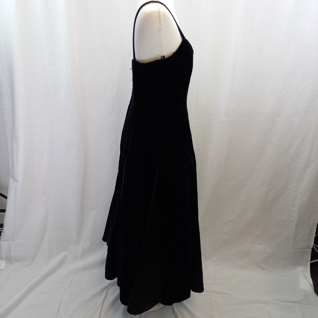 Bernshaw Black Velvet Dress UK 14 Good