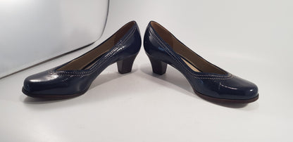 Clarks Navy Patent Stitch Detail Slip On Court Spanish Heel Size 4.5 Excellent C