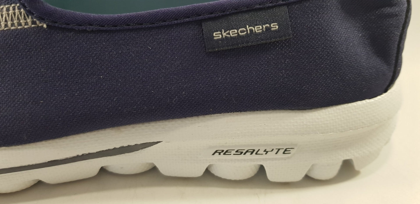 Skechers Go Walk Navy White Size 5 Nearly New