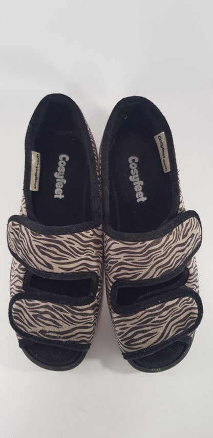 Cosyfeet Zebra Print Shoes Slippers Extra Roomy Size 5 Brand New