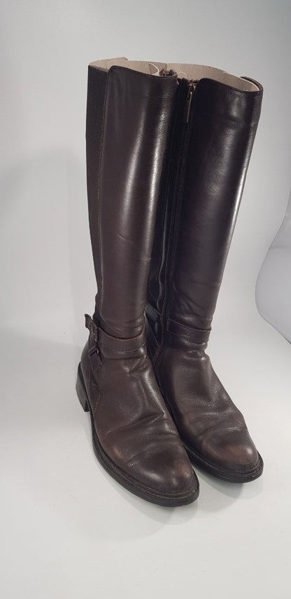 Aquatalia By Marvin K Brown Leather Knee Boots Elastic Sides Buckle Detail Size 4 Ex Con