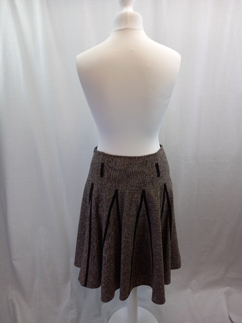 Hobbs tweed skirt size 12 brown with belt loops ribbon details