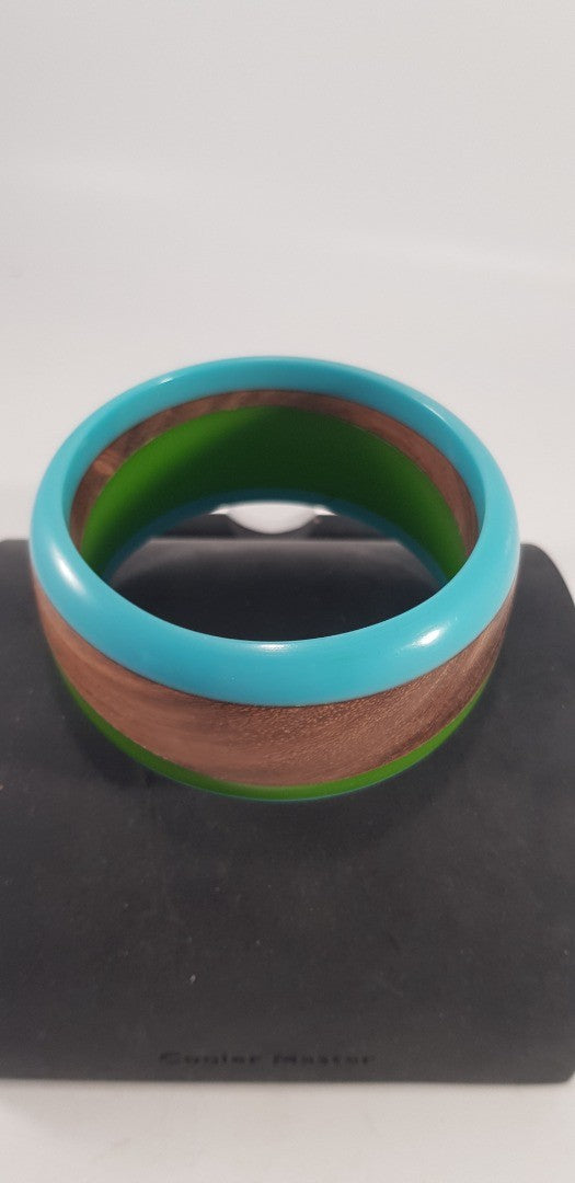 Resin & Wood Bangle Green Blue Brown One Size Excellent Condition