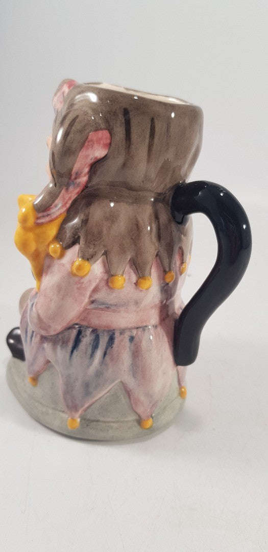 Royal Doulton Seated Toby Jug The Jester D6910 Stanley J Taylor