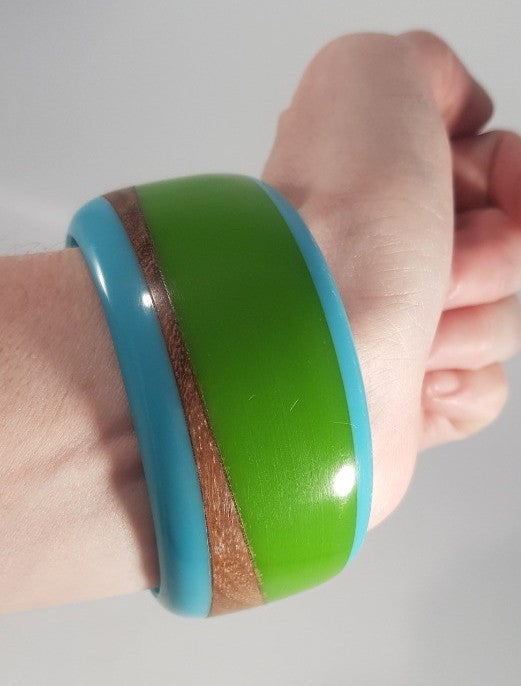 Resin & Wood Bangle Green Blue Brown One Size Excellent Condition