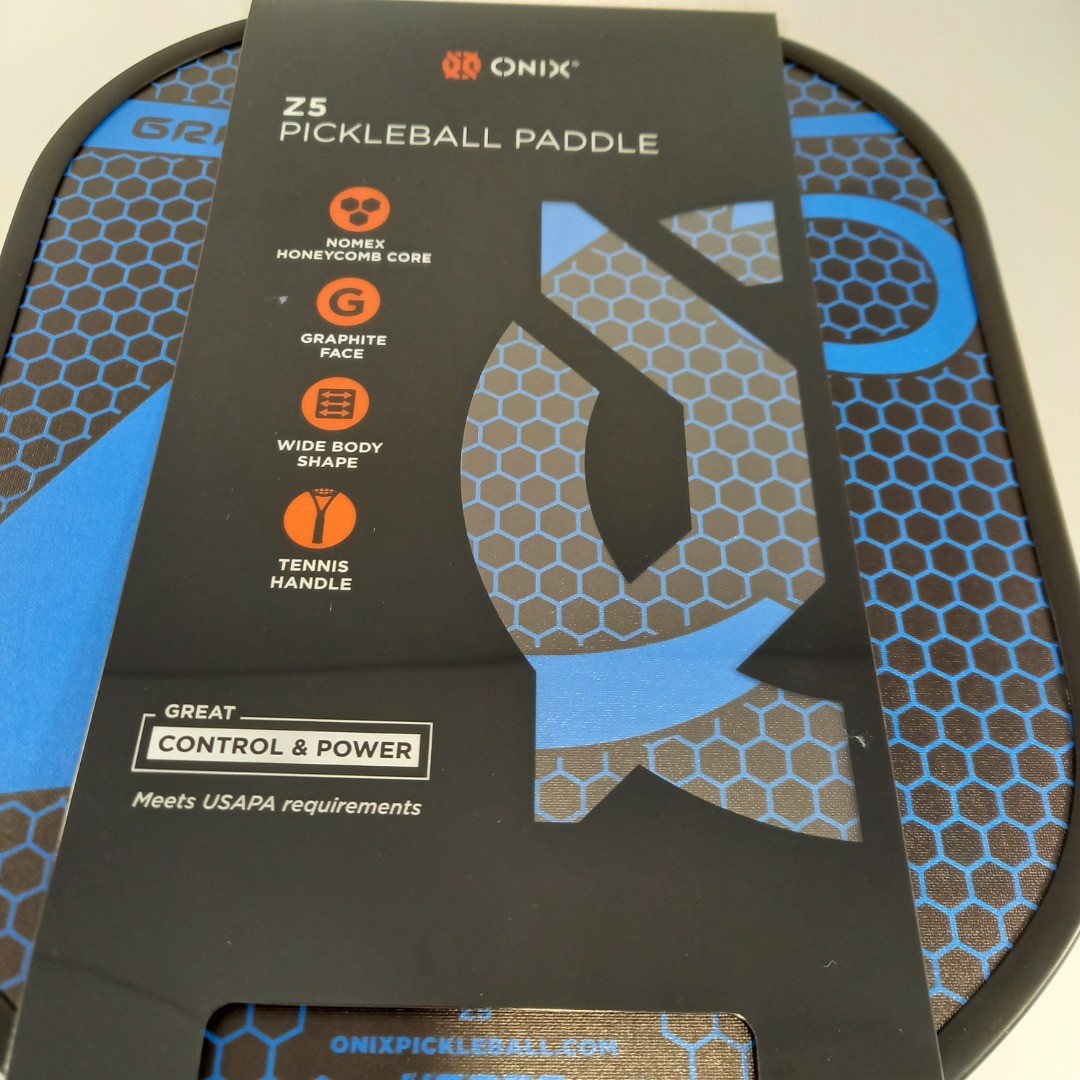 ONIX Graphite Z5 Carbon Fiber Pickleball Paddle New in Original Packaging