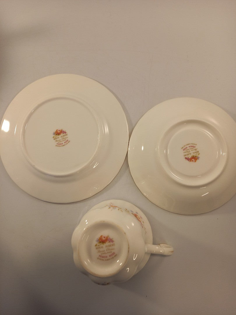 royal albert peach rose cup saucer plate trios x4