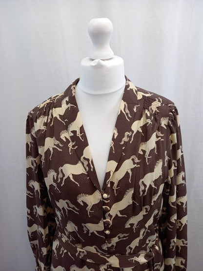 joanie dress babs horses design brown BNWT 16 deep taupe botton front