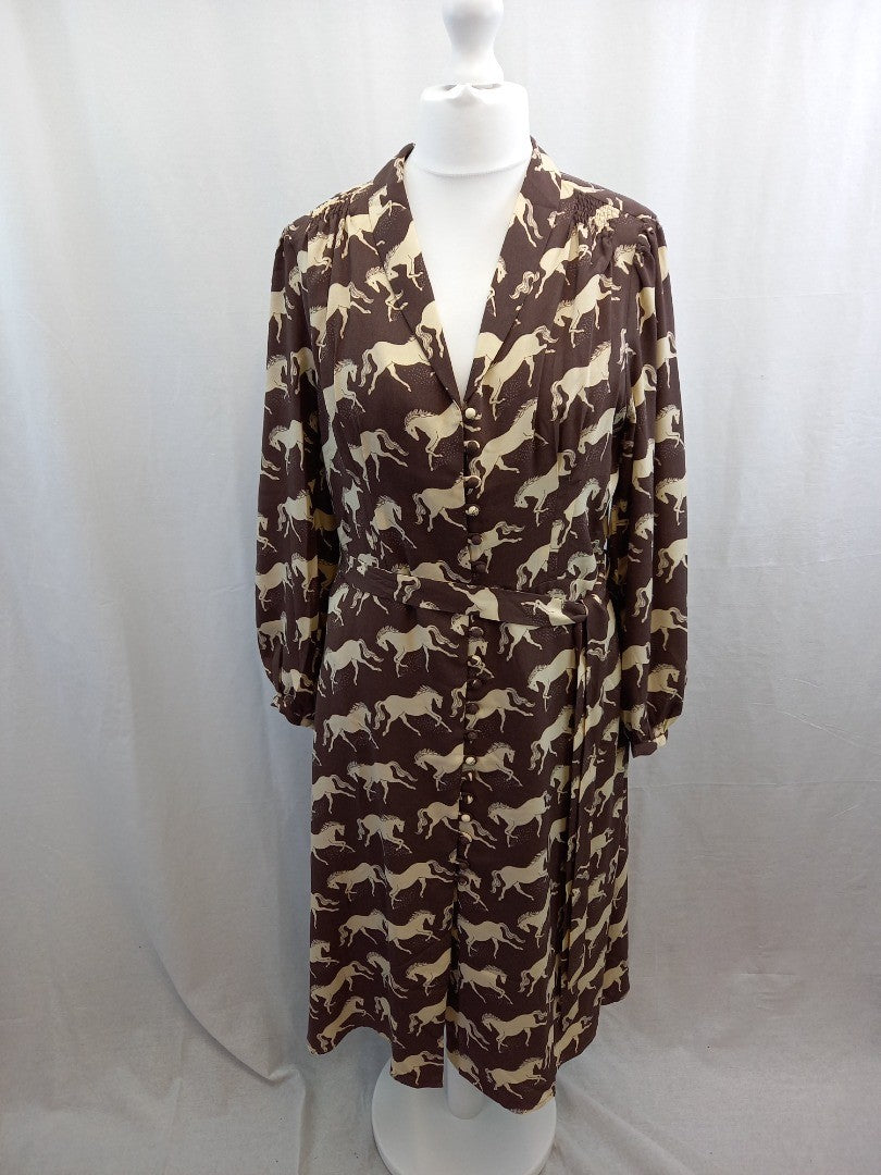 joanie dress babs horses design brown BNWT 16 deep taupe botton front