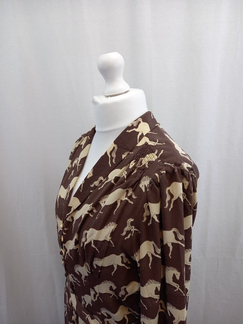 joanie dress babs horses design brown BNWT 16 deep taupe botton front