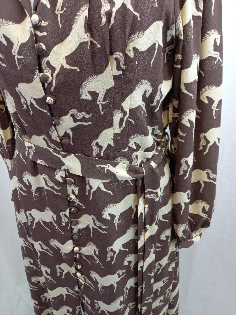 joanie dress babs horses design brown BNWT 16 deep taupe botton front