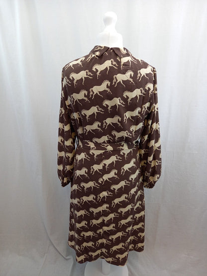 joanie dress babs horses design brown BNWT 16 deep taupe botton front