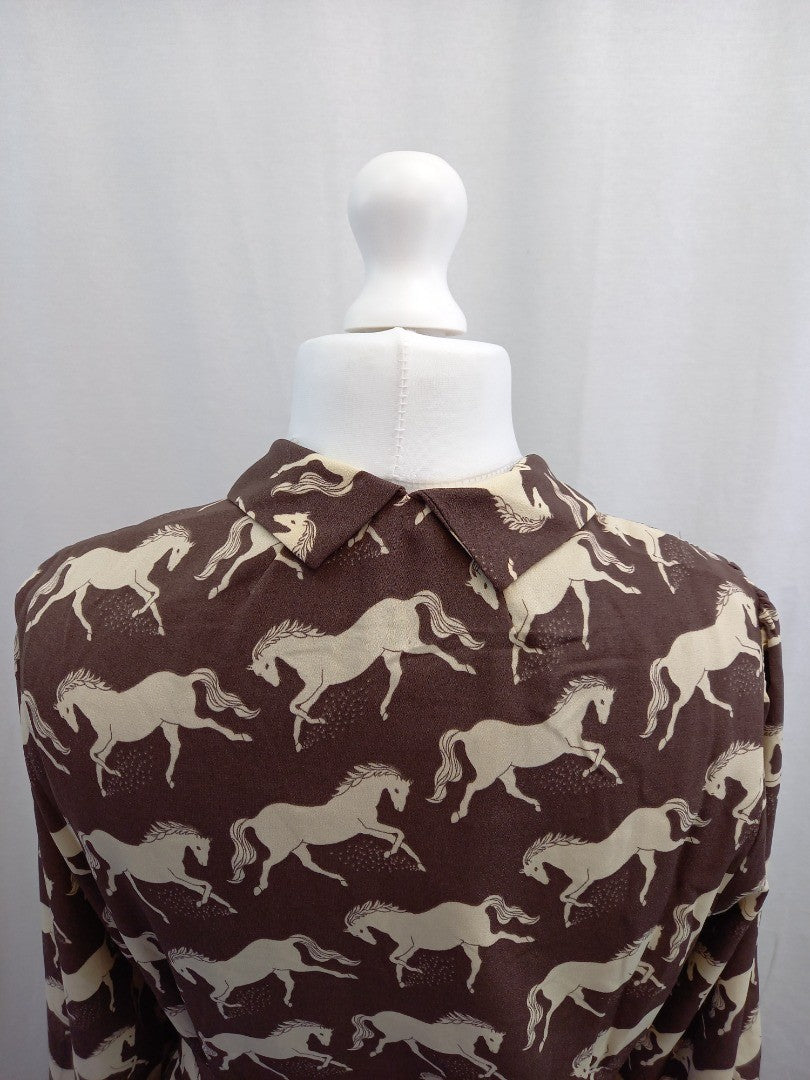 joanie dress babs horses design brown BNWT 16 deep taupe botton front