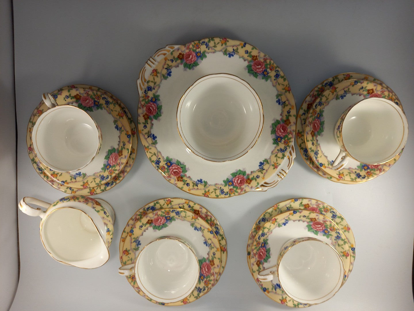 aynsley roses 4x cups saucers and side plates milk jug sugar bowl large plate