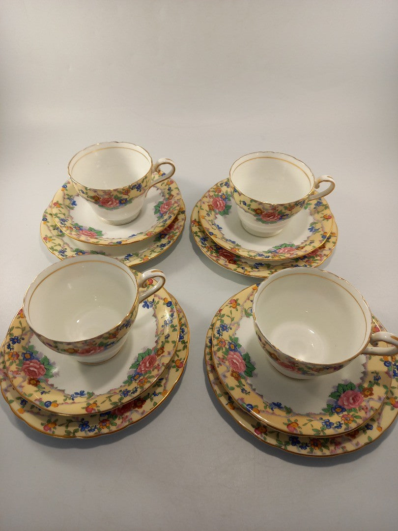 aynsley roses 4x cups saucers and side plates milk jug sugar bowl large plate