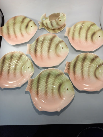 shorter and son fish plates x 6 and sauce gravy boat and saucer pink and green