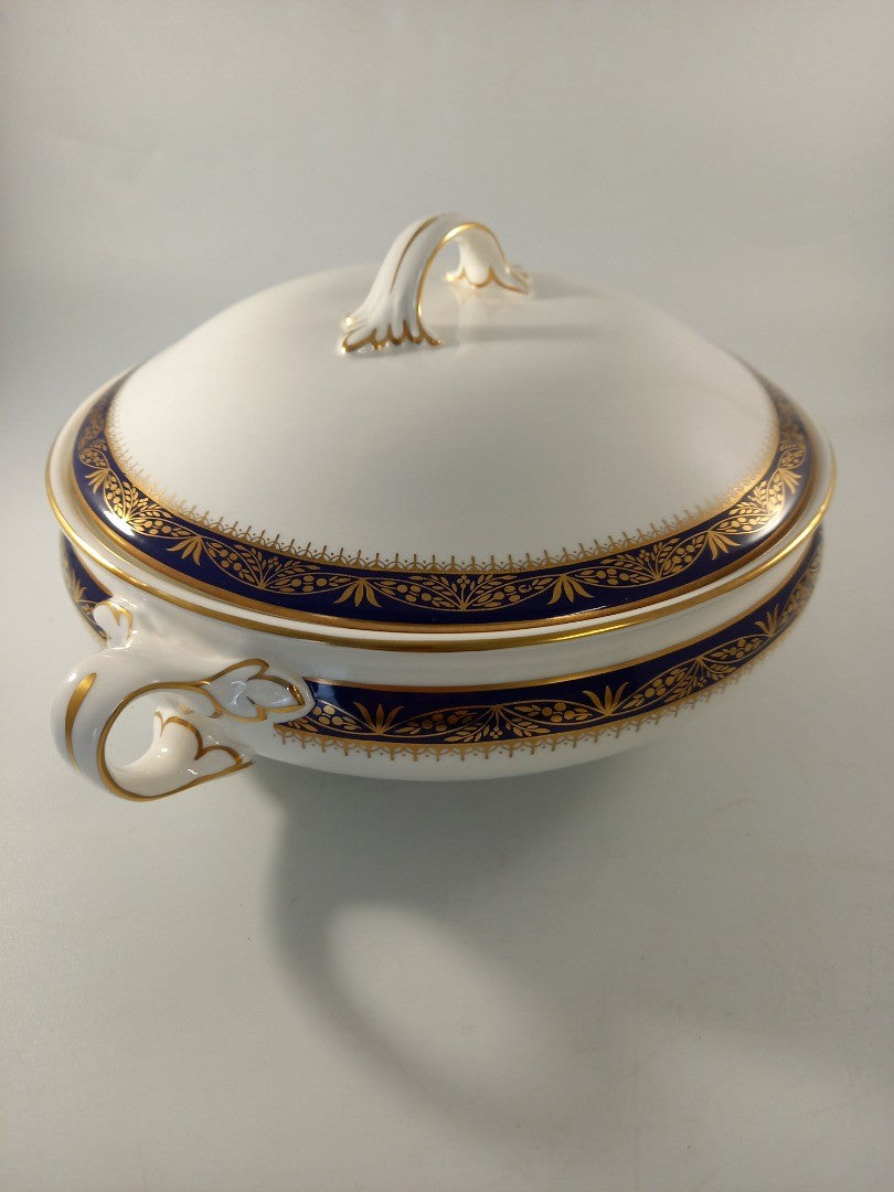 aynsley balmoral lidded serving dish tureen white navy gold