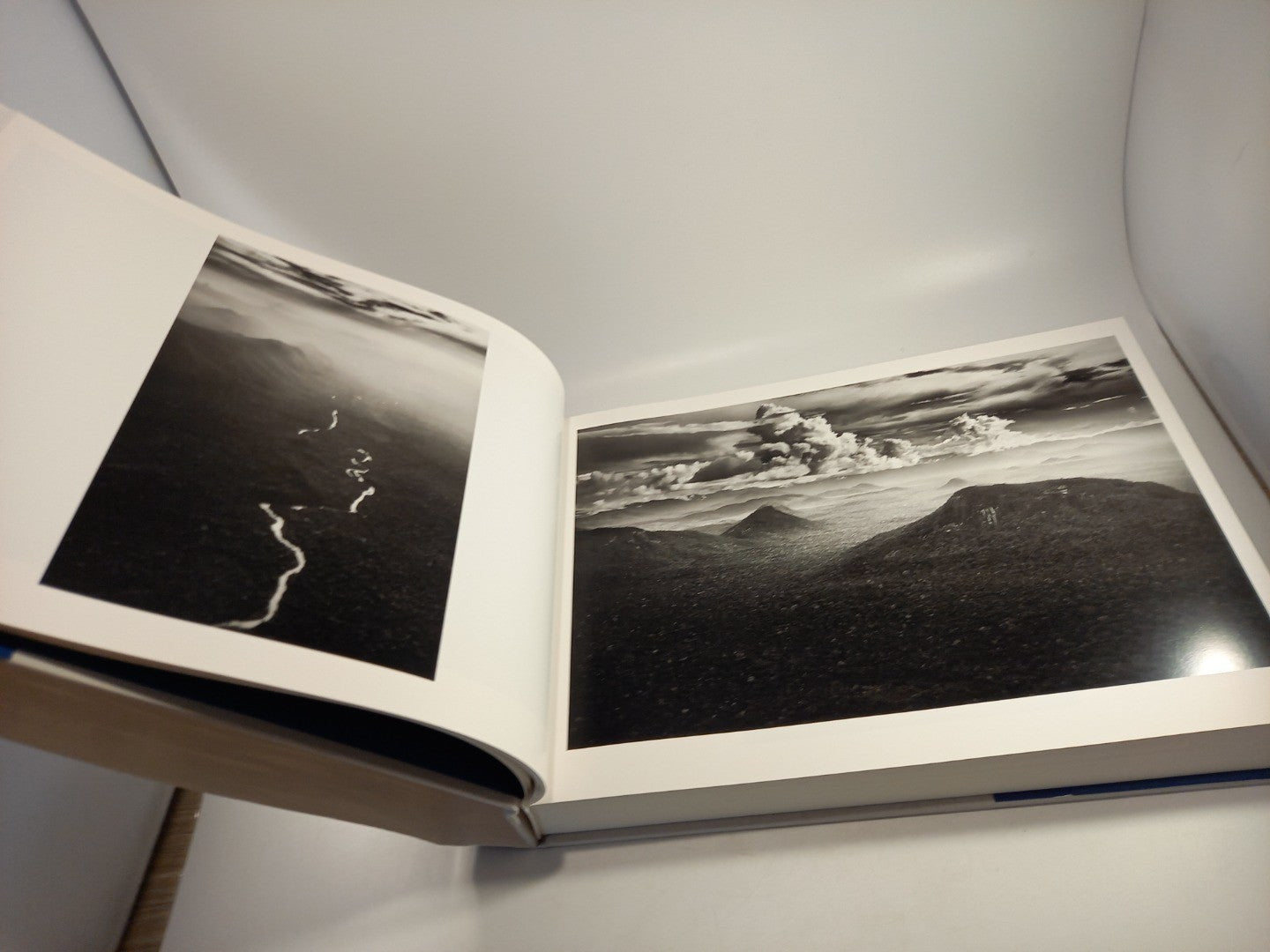 Amazonia By Sebastiao Salgado Hardback Excellent Condition