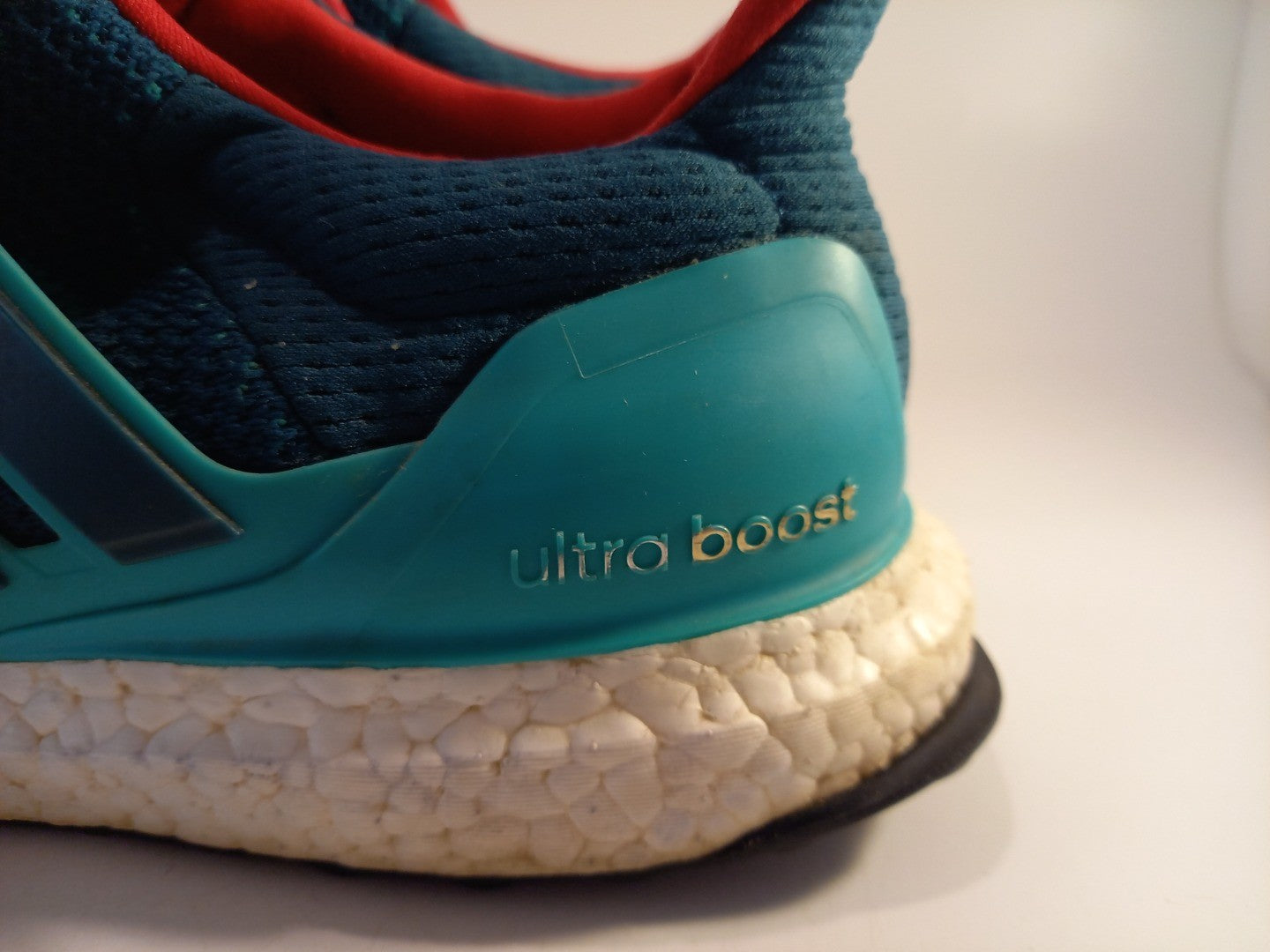 Adidas Ultra Boost Teal Pink Trainers Continental Sole Size 9.5 VGC