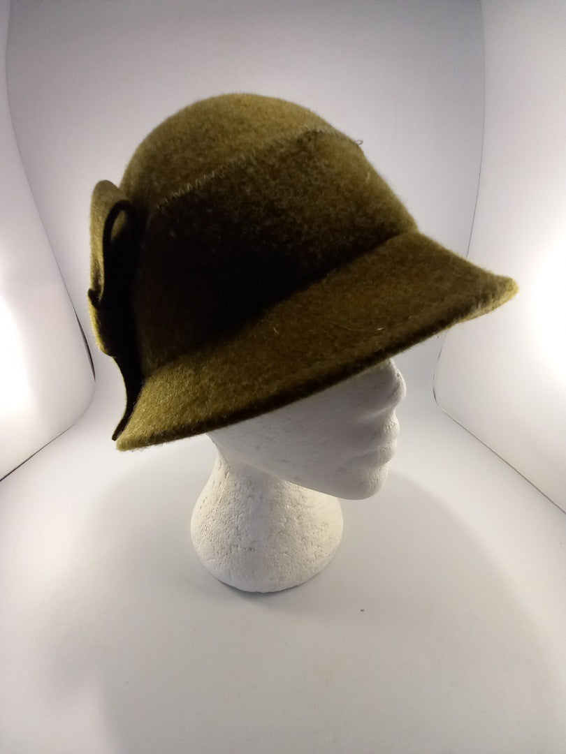 nordstrom hat green wool with bow on side cloche style