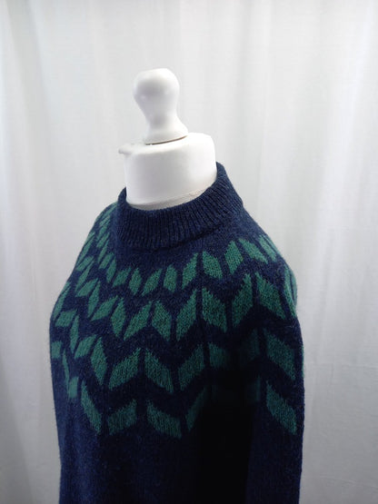 celtic and co navy blue and green jumper wool round neck fairisle pattern large