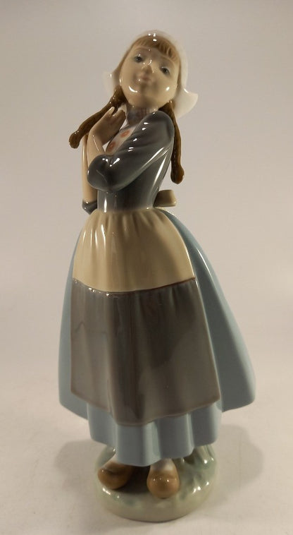 Lladro Dutch Girl with Plaits 5063 Figurine 10" Tall Excellent Condition