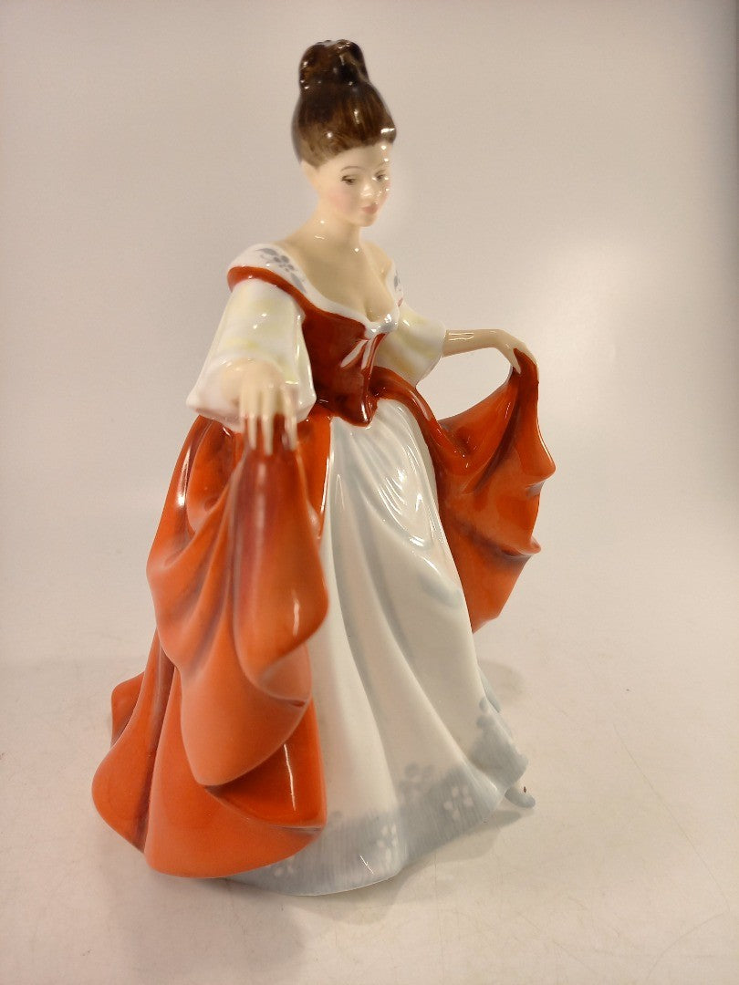 Royal Doulton Sara HN2265 Figurine 20.5cm Excellent Condition