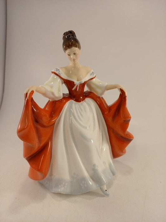 Royal Doulton Sara HN2265 Figurine 20.5cm Excellent Condition