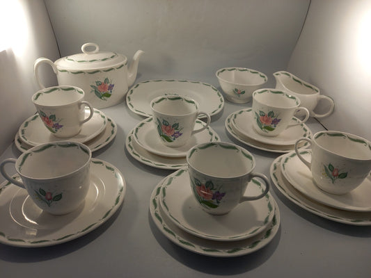 susie cooper tea set teapot sugar milk cake plate 5x trios side plate cup saucer