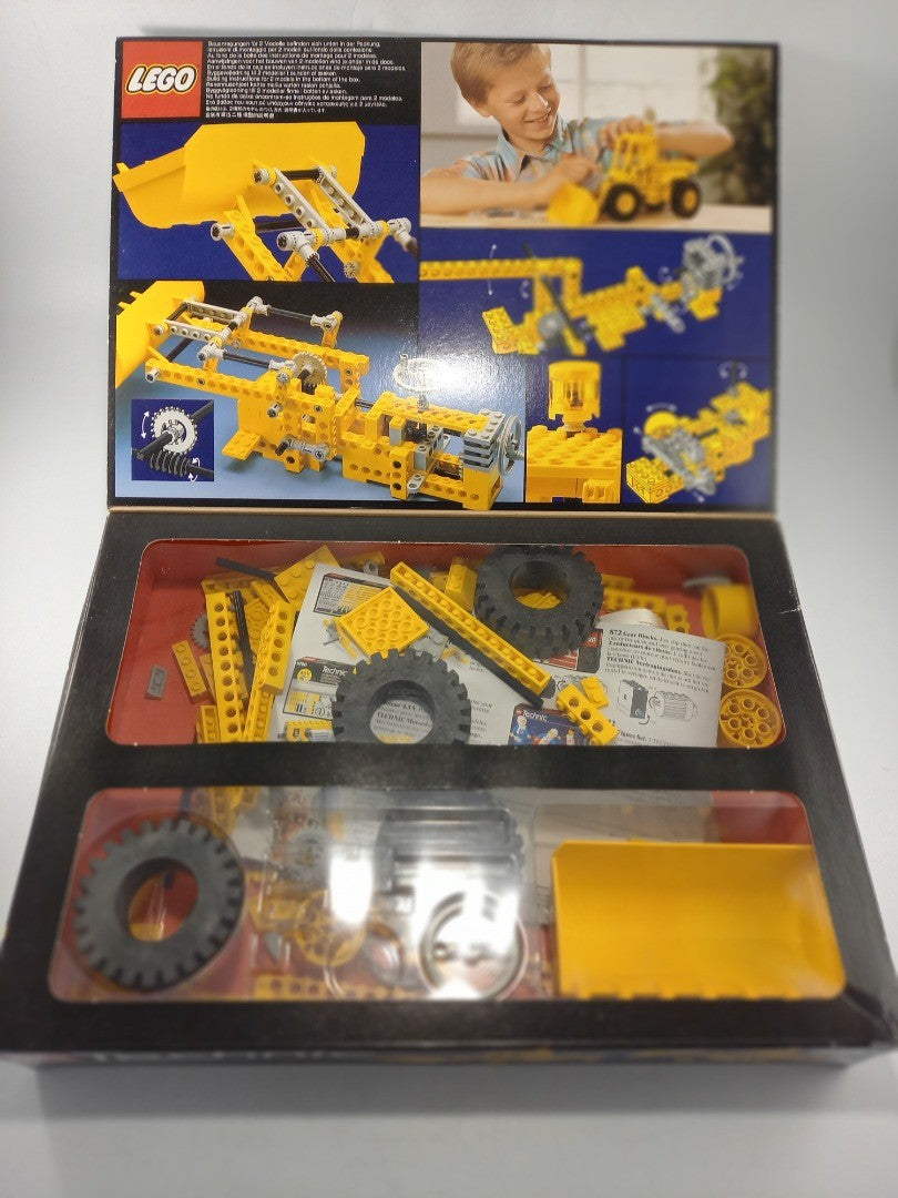 lego technic 8853 digger x2 BNIB complete set