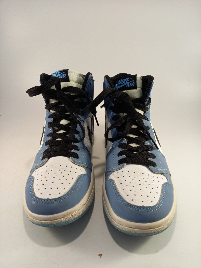 Nike Air Jordan 1 Retro High Top  University Blue SKU: STP-555088-134 Excellent Condition