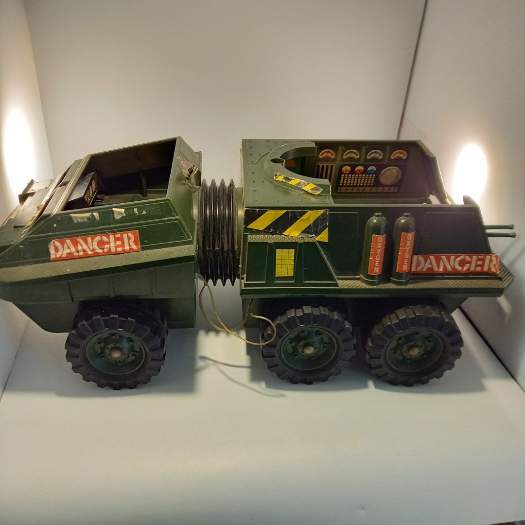 2 x Vintage Action Man Vehicles + Accessories Bundle Good