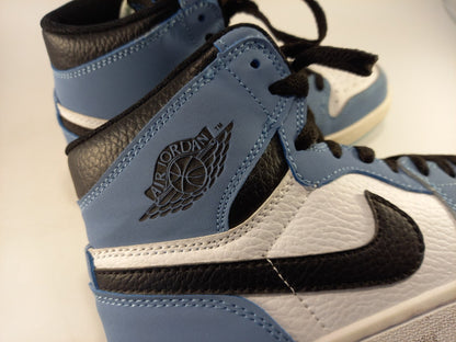 Nike Air Jordan 1 Retro High Top  University Blue SKU: STP-555088-134 Excellent Condition