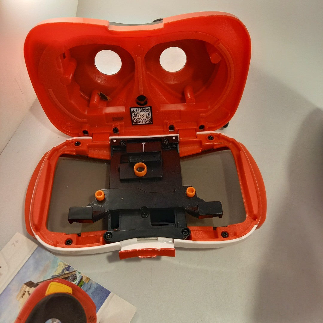 View Master Virtual Reality Starter Pack Viewer + 5 Experience Packs Good