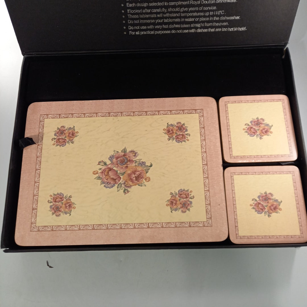 Royal Doulton Floral Place Mats Gift Box Set 18 Pcs Vintage Excellent