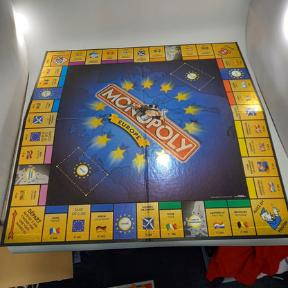 Monopoly Europe Edition 2003 Hasbro Retro Complete Good