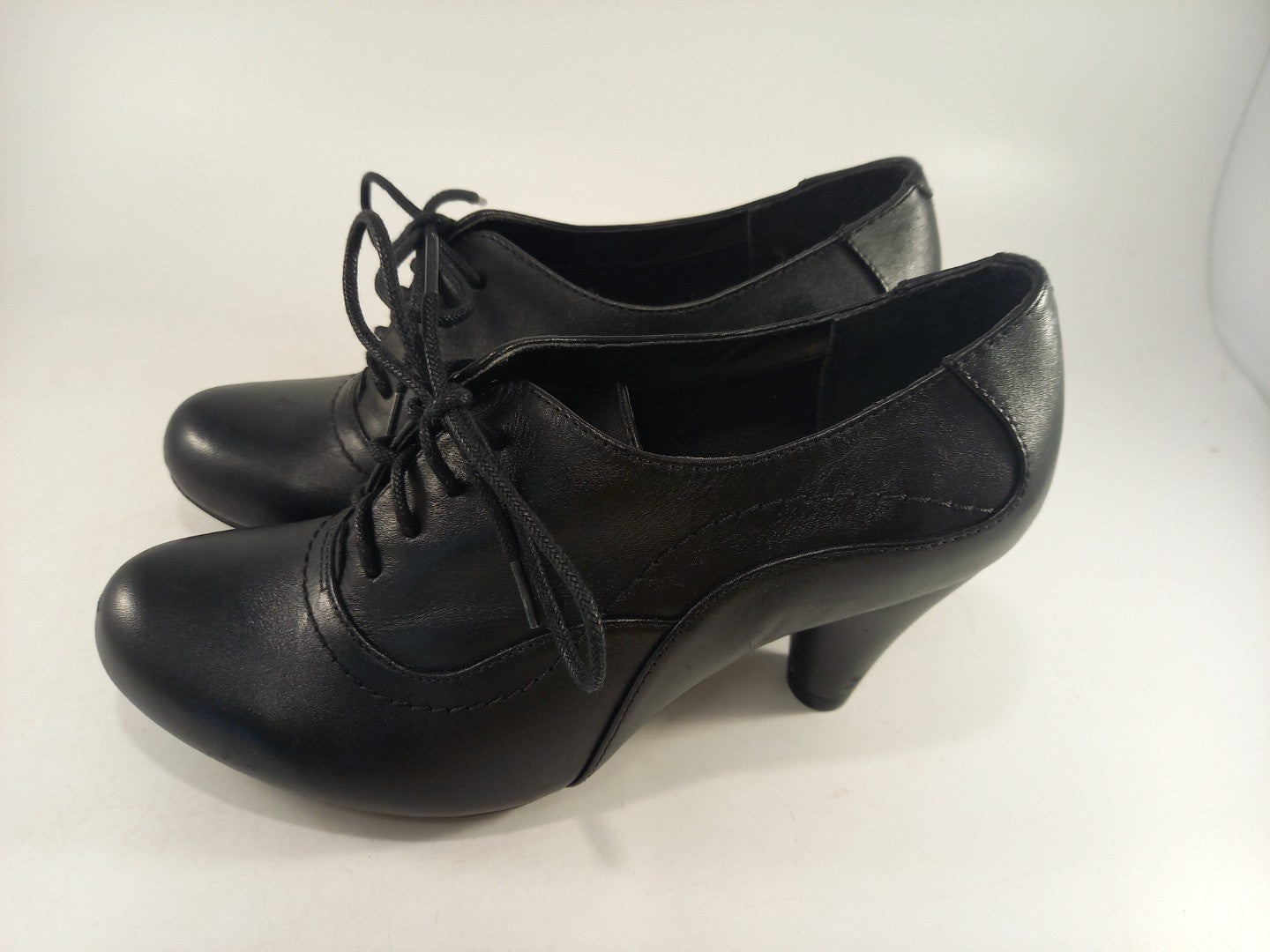 Clarks Cushion Soft Black Leather Heel Oxford Shoes Lace Up Size 3D Ex Con