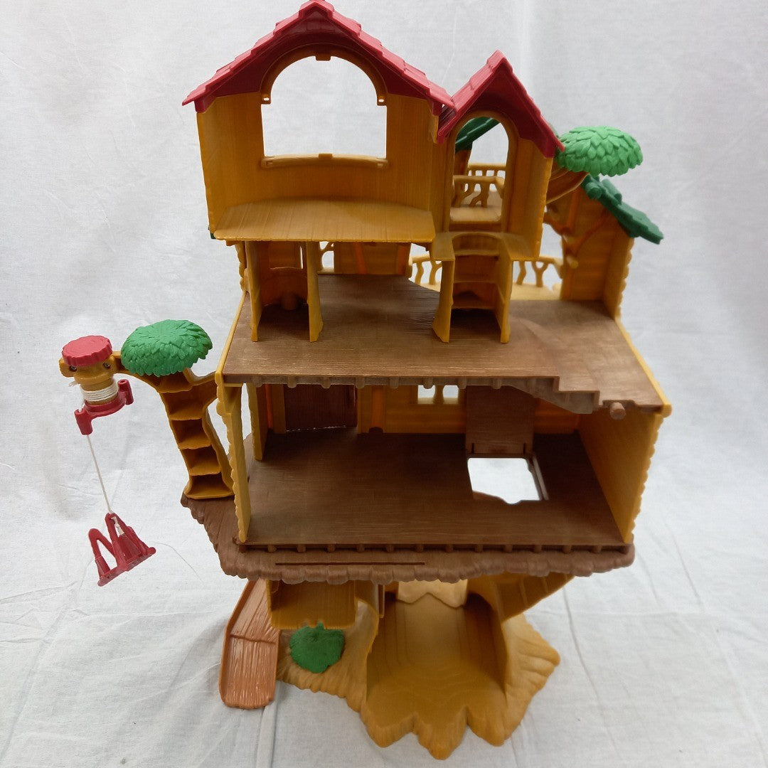 Sylvanian Families Outdoor/Camping Bundle Adventure Tree House + Caravan Good Vintage