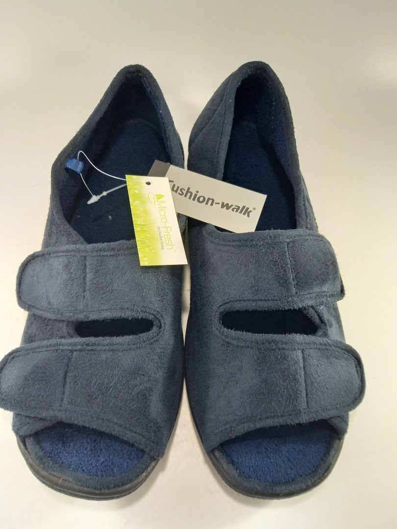 Cushion Walk Navy Fleece Hook & Loop Fastening Slippers Size 6 BNIB