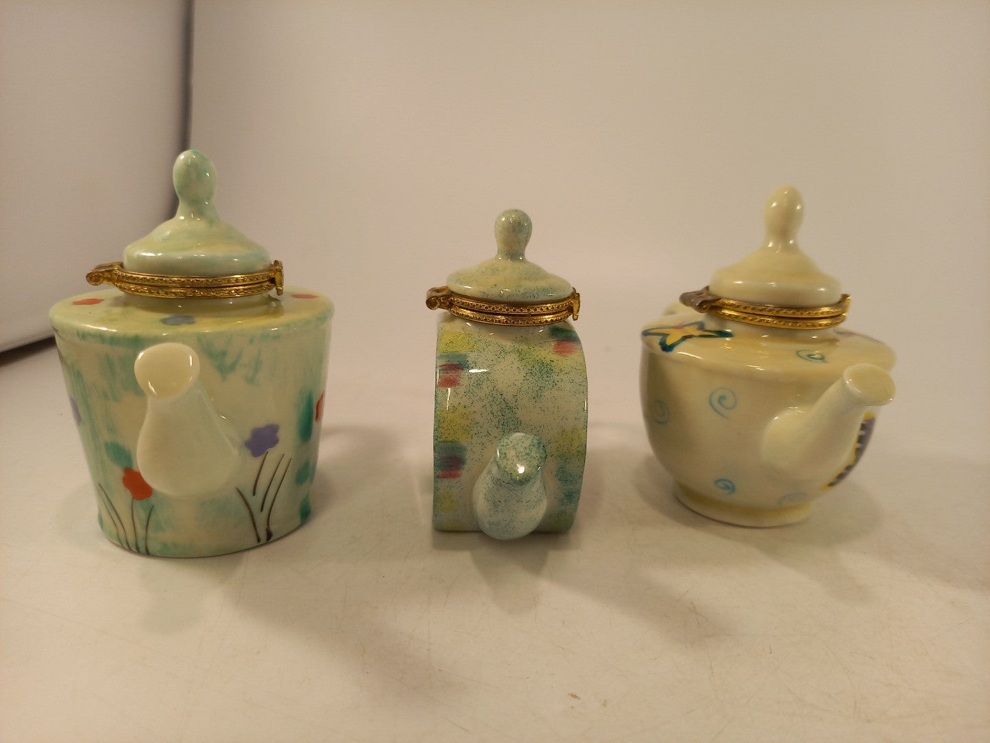 Miniature Teapot Pill Boxes Hand Painted Excellent Condition Vintage