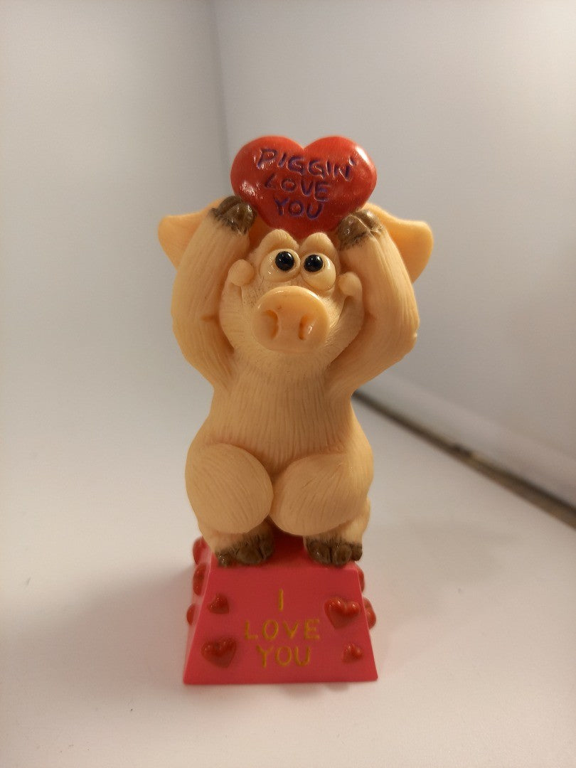 Piggin' Collections By David Corbridge 'I Love You' New & Boxed