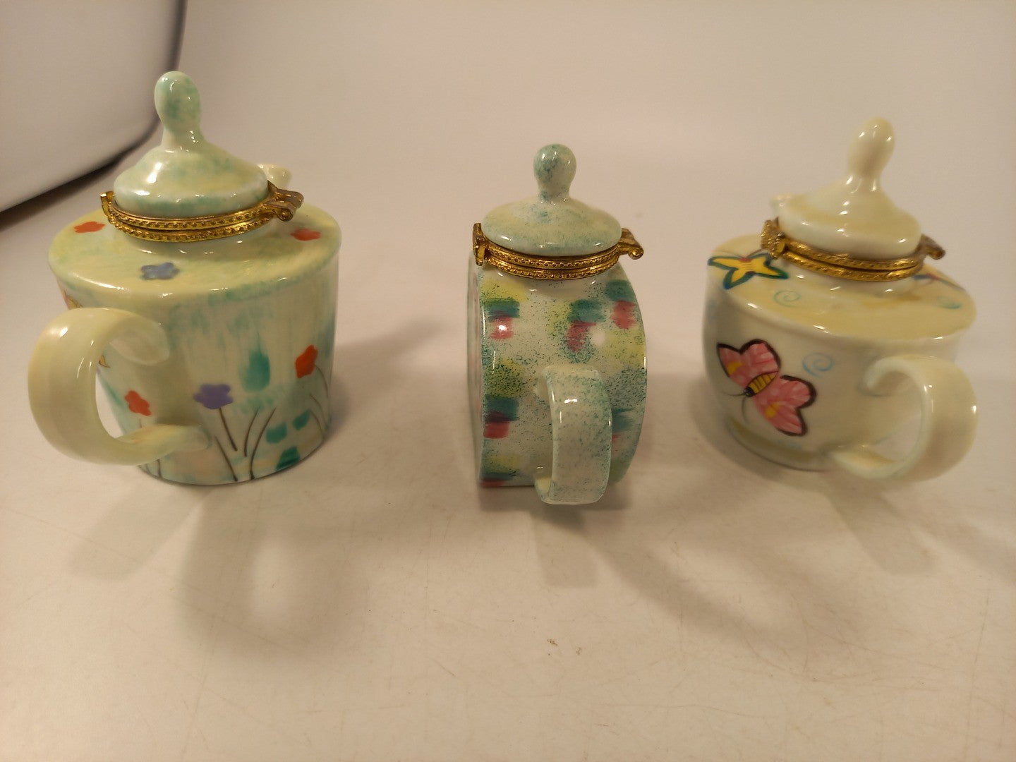 Miniature Teapot Pill Boxes Hand Painted Excellent Condition Vintage