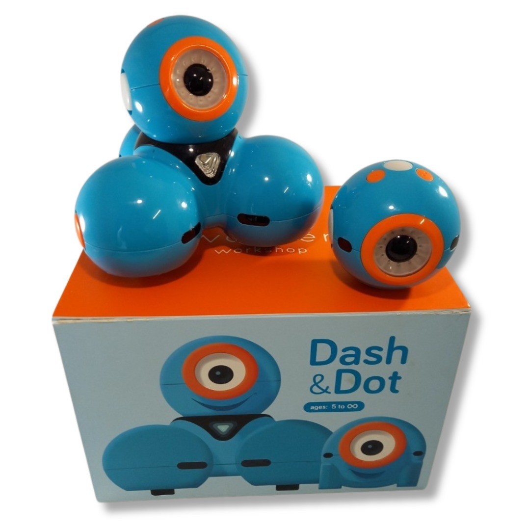 Wonder Workshop Dash & Dot Robot Set STEM Coding Toy with Sensors Boxe ...